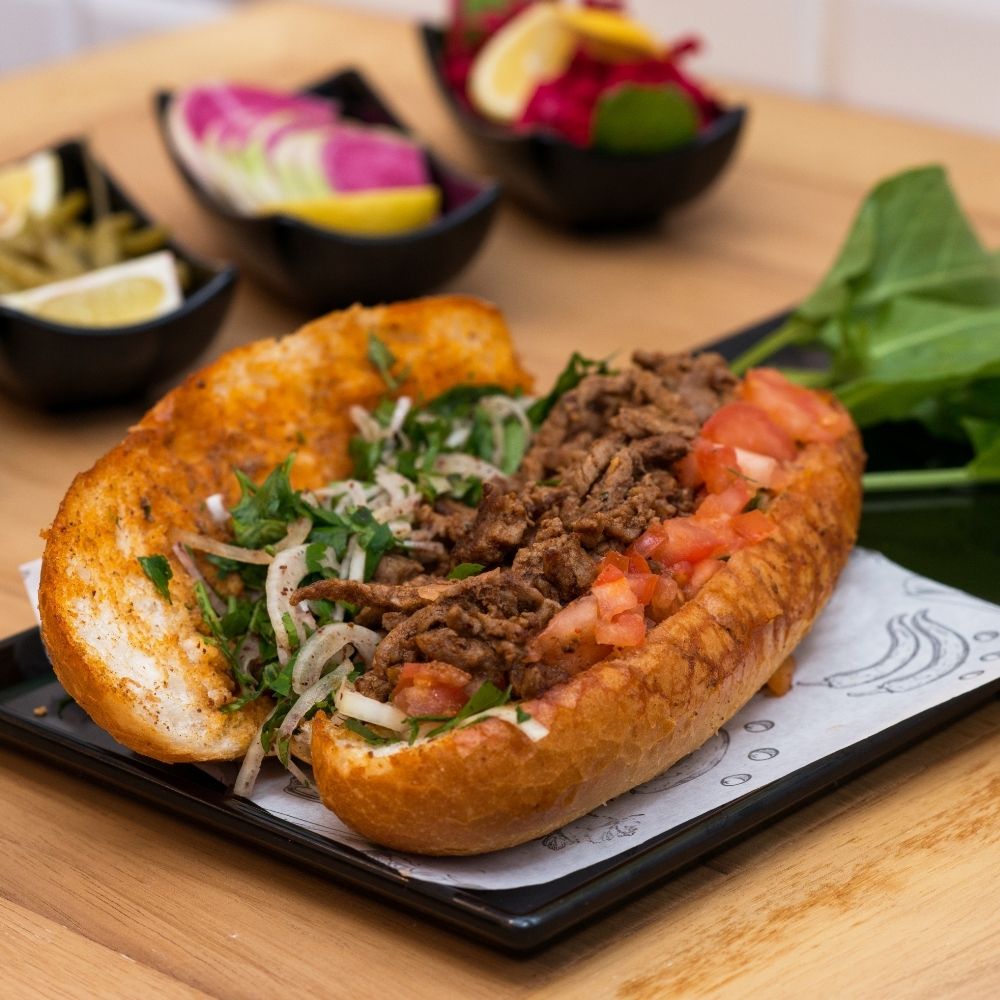 Et Tantuni Ekmek Arası